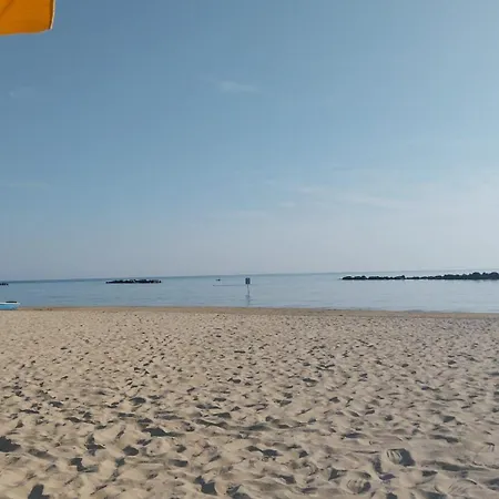 Mansarda Openspace Casa Delle Rondini 阿布鲁齐的罗塞托