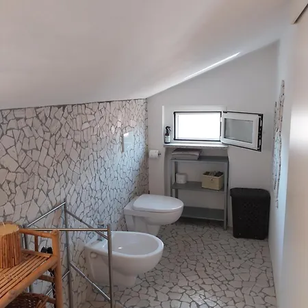 住宿加早餐酒店 Mansarda Openspace Casa Delle Rondini 阿布鲁齐的罗塞托