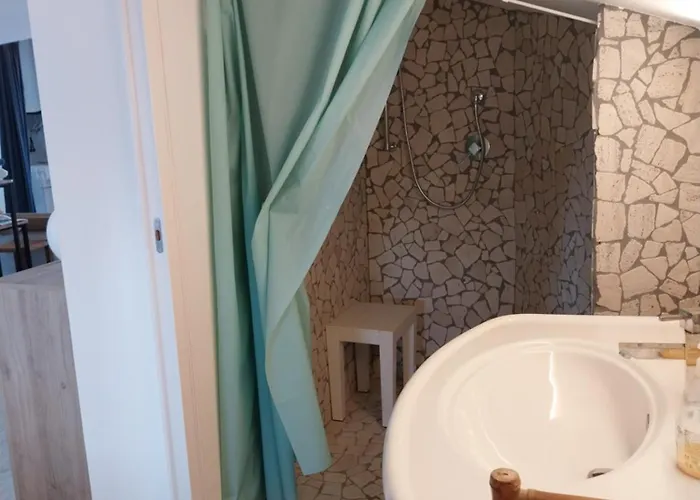 Bed and breakfast Mansarda Openspace Casa Delle Rondini 4*