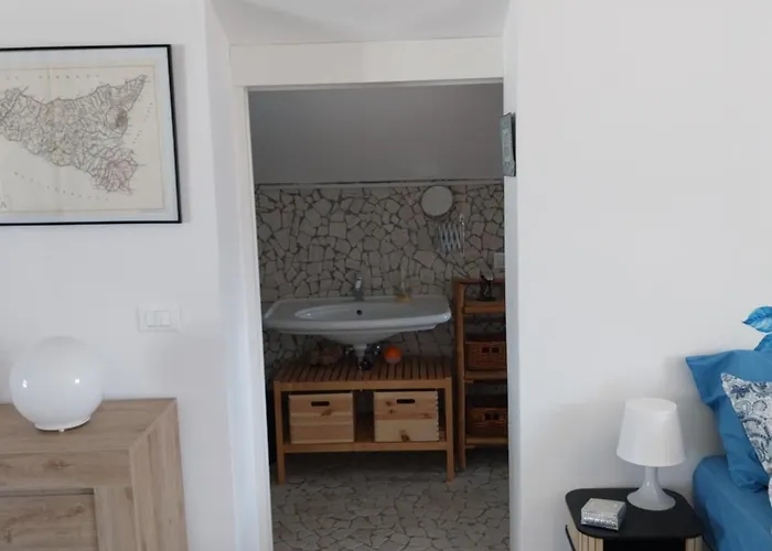 Bed and breakfast Mansarda Openspace Casa Delle Rondini 4*