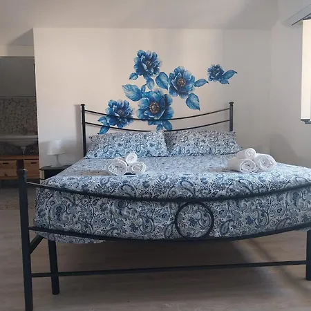 Mansarda Delle Rondini Bed & Breakfast Roseto Degli Abruzzi