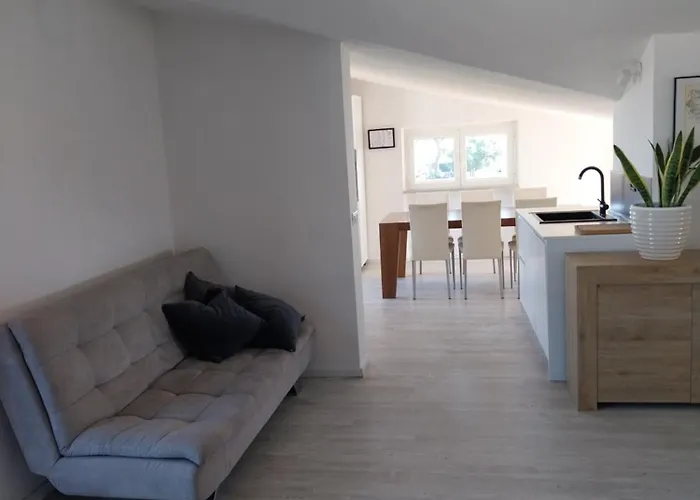 Mansarda Openspace Casa Delle Rondini Розето-дельи-Абруцци