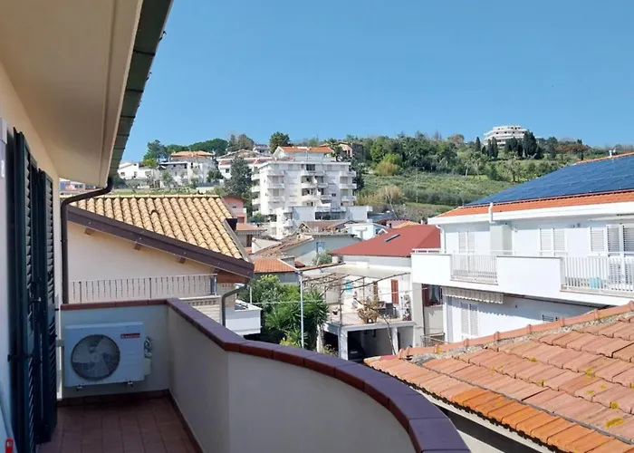 Mansarda Openspace Casa Delle Rondini Розето-дельи-Абруцци